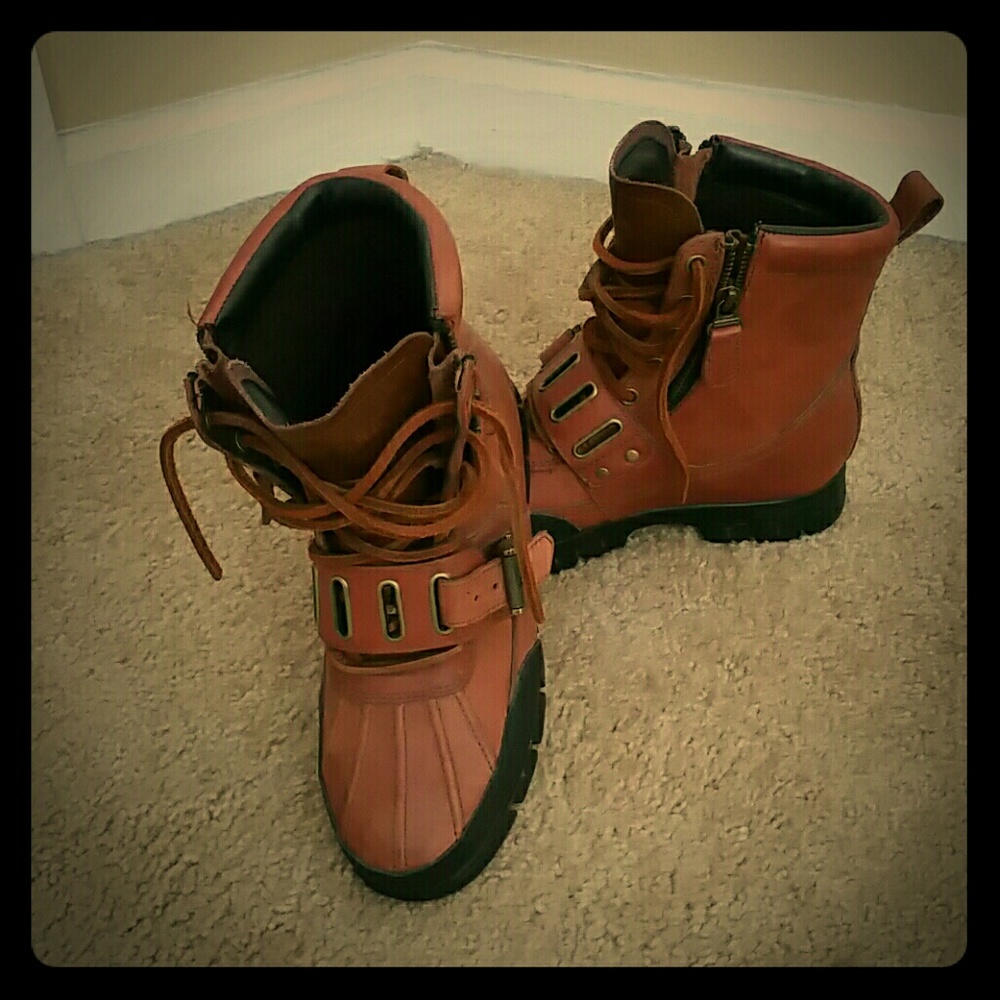 Polo boots